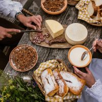 F015032-traditional-slovenian-food-mitja_kobal